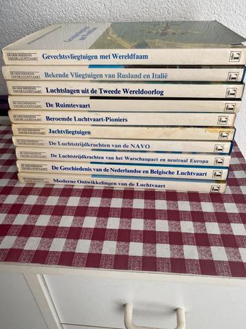 Vliegtuig boeken beschikbaar voor biedingen