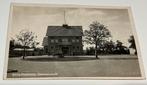 Zwart Wit Ansichtkaart Anna Paulowna. Gemeentehuis., Ophalen of Verzenden, 1960 tot 1980, Zo goed als nieuw