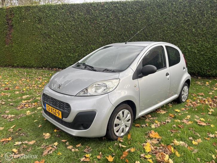 Peugeot 107 1.0 Access 2012 Nette auto, Auto's, Peugeot, Bedrijf, Te koop, ABS, Airbags, Airconditioning, Alarm, Electronic Stability Program (ESP)