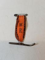 Zilveren schaats speldje met initialen W.R., Verzamelen, Ophalen of Verzenden