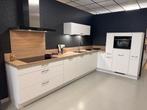 Showroom keuken, Huis en Inrichting, Keuken | Complete keukens, Ophalen, Wit, Hoekkeuken, Nieuw