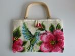 Geborduurde tas met kolibri en hibiscus bloemen bamboe greep, Sieraden, Tassen en Uiterlijk, Tassen | Damestassen, Ophalen of Verzenden