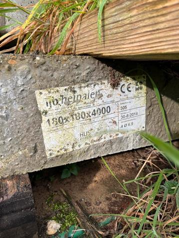 Betonnen Heipaal / Balk - 400cm beschikbaar voor biedingen