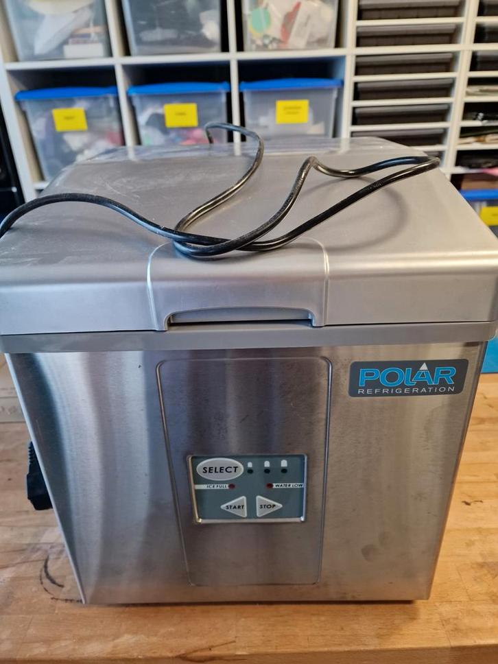Polar C IJsblokjesmachine, Witgoed en Apparatuur, IJsmachines, Zo goed als nieuw, Zelfvriezend, Ophalen
