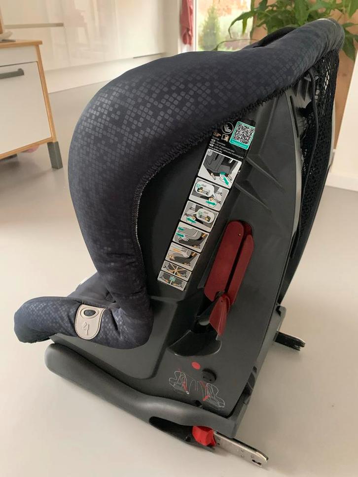 Twee Britax Römer autostoeltjes, Kinderen en Baby's, Autostoeltjes, Gebruikt, Romer, 9 t/m 18 kg, Autogordel, Verstelbare rugleuning