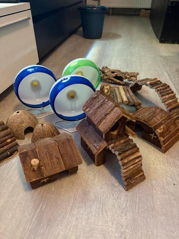 Complete set hamster/muizen accessoires - huisjes, loopwiel beschikbaar voor biedingen