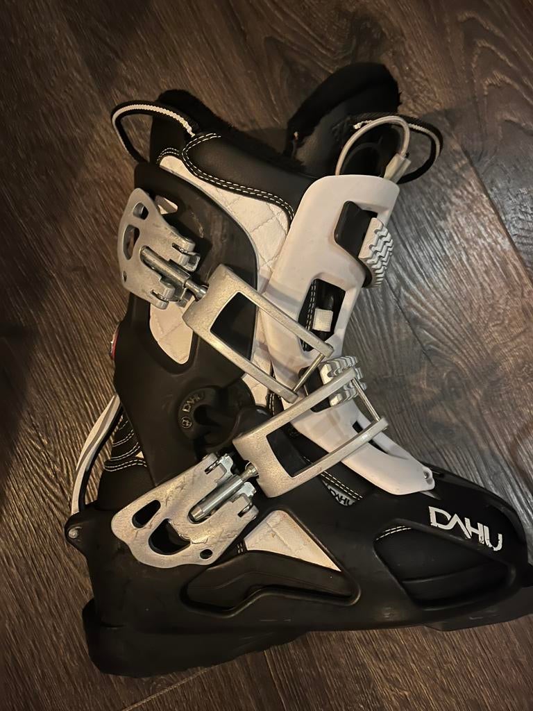 Skischoenen maat 24,5 (schoenmaat 36/37), Overige merken, Schoenen, Ophalen of Verzenden, Zo goed als nieuw