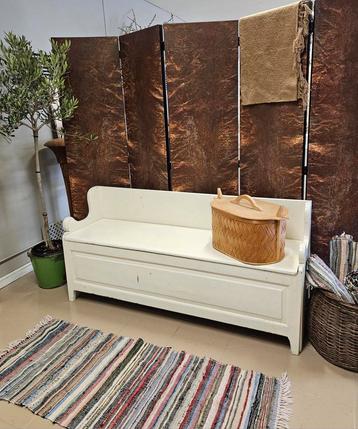 Zweedse klepbank kleinere uitvoering beschikbaar voor biedingen