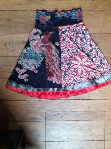 Desigual kleurige rok met print maat L valt als een M beschikbaar voor biedingen