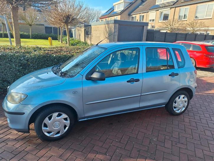 Mazda 2 1.4 16V 2005 Blauw, Auto's, Mazda, Particulier, Centrale vergrendeling, Elektrische ramen, Isofix, Radio, Trekhaak, Benzine