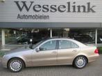 Mercedes-Benz E-Klasse 500 Elegance Voll Opties/Incl. BTW !, Achterwielaandrijving, Gebruikt, Met garantie (alle), Beige