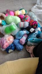 Zakmet restanten breihaakgaren, Ophalen of Verzenden, Zo goed als nieuw, Haken, Wol of Garen