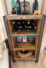 Houten kast met metalen frame - Zo goed als nieuw!, Ophalen, Zo goed als nieuw, Hout, Minder dan 50 cm