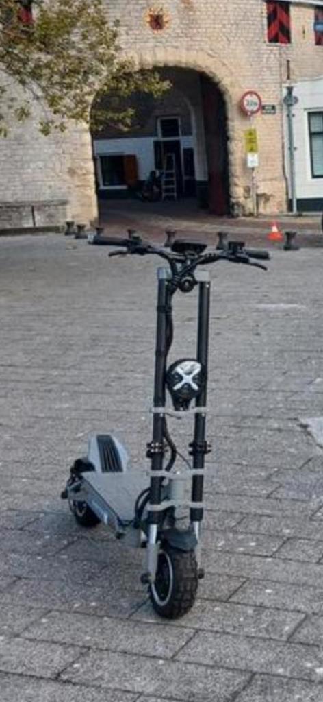 Vsett 11+ Elektrische Step - Krachtpatser!, Fietsen en Brommers, Steps, Gebruikt, Elektrische step (E-scooter), Ophalen of Verzenden