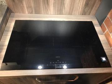 Inductiekookplaat met RVS afzuigschouw 90 CM Siemens -NIEUW- beschikbaar voor biedingen