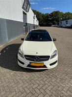 Mercedes-Benz A-Klasse A250 2.0 Sport Aut7 2014 Wit, Auto's, 65 €/maand, 730 kg, Zwart, 4 cilinders