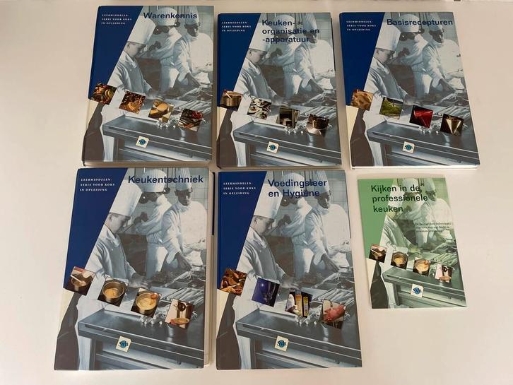 Horeca Onderwijs Boeken - SVH Leermiddelen, Boeken, Studieboeken en Cursussen, Gelezen, MBO, Ophalen of Verzenden