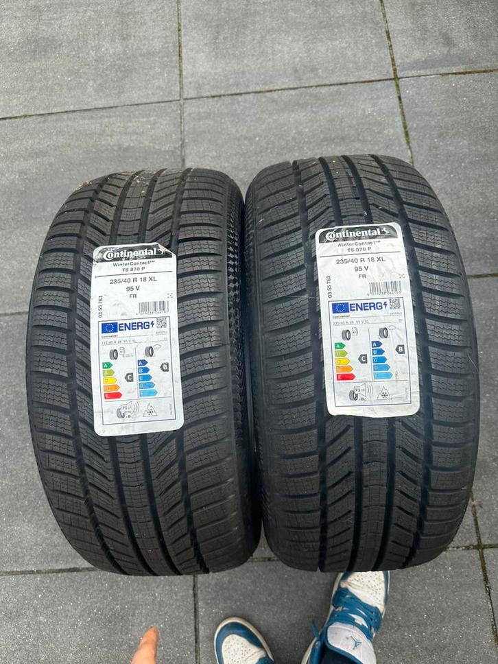 235/40/18 Winter continental (nieuw), Auto diversen, Auto-accessoires, Zo goed als nieuw, Ophalen