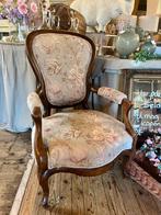 Antieke Brocante stoel, nieuw gestoffeerd, slaapkamer stoel, Ophalen of Verzenden