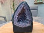Amethist geode no D, Verzamelen, Mineralen en Fossielen, Ophalen of Verzenden, Mineraal