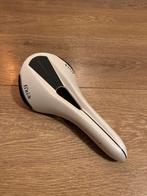 Fizik Aliante R3 Open Zadel Regular, Fietsen en Brommers, Fietsonderdelen, Ophalen of Verzenden, Zo goed als nieuw, Racefiets