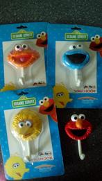 SETJE VAN 4 WALLHOOKS / KAPSTOKJES SESAMSTRAAT, Ophalen of Verzenden, Zo goed als nieuw, Tv, Gebruiksvoorwerp