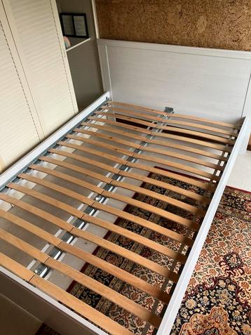 Superdeal! IKEA Brusali bed, voor matras 140x200 beschikbaar voor biedingen