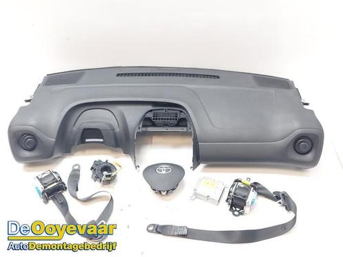 Airbag set + dashboard van een Toyota Aygo (Aygo 14-), Auto-onderdelen, Overige Auto-onderdelen, Toyota, Gebruikt, 3 maanden garantie