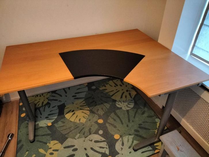 Ikea Galant hoekbureau met bureaumat, Huis en Inrichting, Bureaus, Gebruikt, Bureau, In hoogte verstelbaar, Ophalen