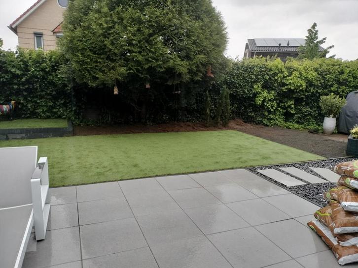 Hovenier neemt nog klussen aan, Diensten en Vakmensen, Tuinmannen en Stratenmakers