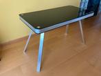 Prachtige vintage werktafel met zwart glazen werkblad, Huis en Inrichting, Ophalen, 100 tot 150 cm, Vintage, 50 tot 100 cm