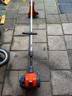 Zeer nette Husqvarna 122C bosmaaier, Tuin en Terras, Ophalen, Zo goed als nieuw, Benzine, Husqvarna