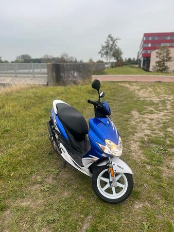 Yamaha jog r beschikbaar voor biedingen