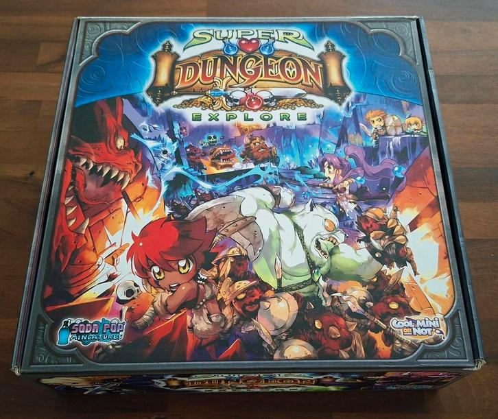 Super Dungeon Explore + extra miniaturen, Hobby en Vrije tijd, Gezelschapsspellen | Bordspellen, Zo goed als nieuw, Een of twee spelers
