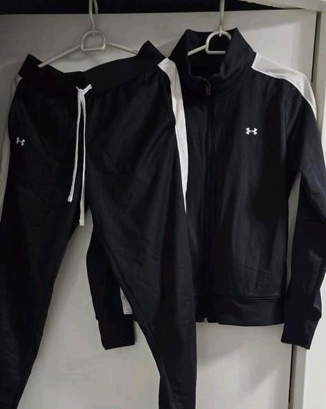 Under Armour Trainingspak Maat M - Zo Goed Als Nieuw, Maat 38/40 (M), Zwart, Ophalen of Verzenden, Under Armour