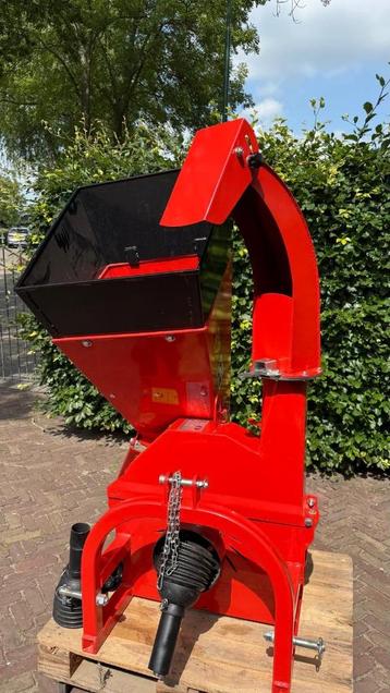 Takkenversnipperaar Boxer HV-106 beschikbaar voor biedingen