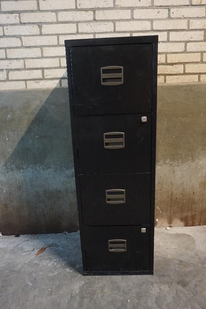 Zwarte ladekast dossierkast archiefkast, Huis en Inrichting, Kasten | Ladekasten, Gebruikt, 100 tot 150 cm, Minder dan 50 cm, 25 tot 50 cm