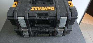 DeWalt de waltTough box systainer sistainer gereedschapskist beschikbaar voor biedingen