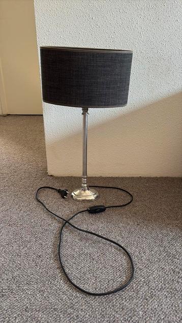 Riverdale lamp beschikbaar voor biedingen