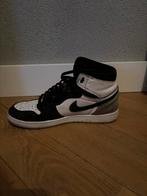 Jordan 1 Bleached Coral, Kleding | Heren, Schoenen, Zwart, Nike, Ophalen of Verzenden, Sneakers of Gympen