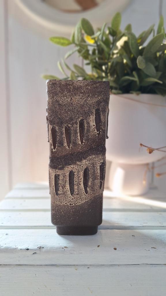 Vintage blokvaasje, vaasje in blok model, bruin, DDR, vaas, Huis en Inrichting, Woonaccessoires | Zuilen en Pilaren, Gebruikt