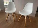 2 super leuke kinderstoelen Eames DSW stijl, Huis en Inrichting, Stoelen, Ophalen, Twee, Wit, Zo goed als nieuw