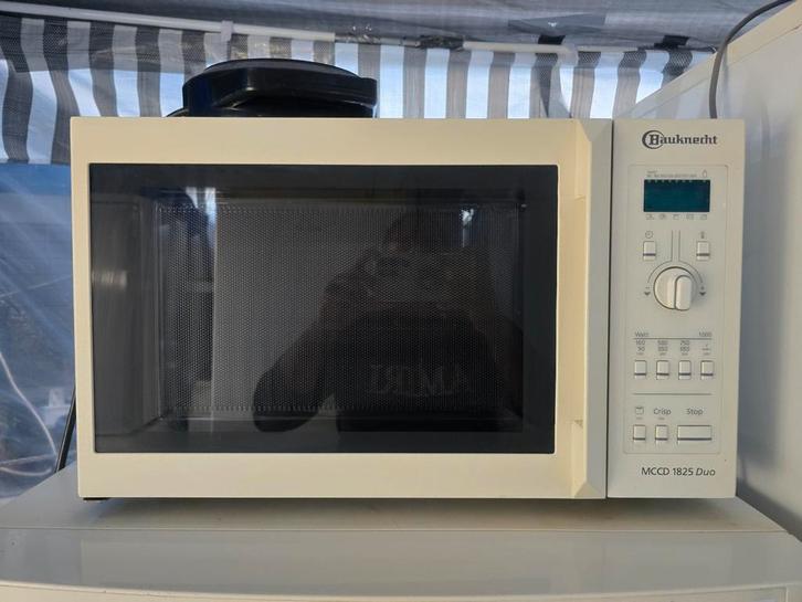 Baunknecht MCCD 1825 Duo Magnetron, Witgoed en Apparatuur, Magnetrons, Gebruikt, Vrijstaand, Combimagnetron, 45 tot 60 cm, Crisp
