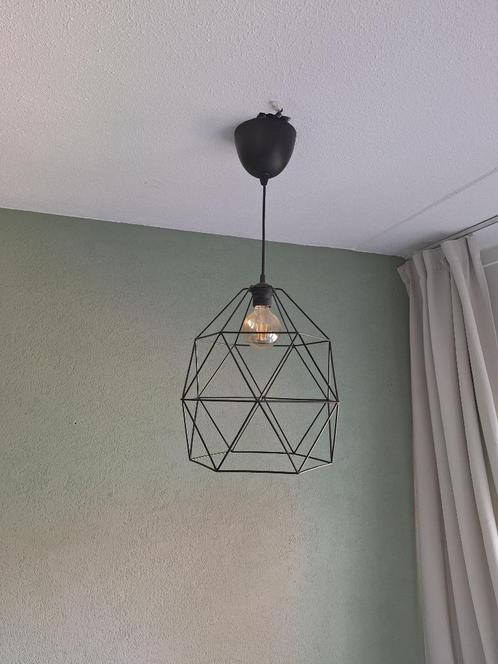 Hanglamp met gloeilamp, Huis en Inrichting, Lampen | Hanglampen, Zo goed als nieuw, Minder dan 50 cm, Metaal, Ophalen