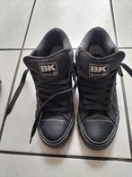 Schoenen, Ophalen, Gebruikt