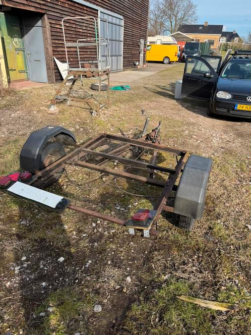 geremd onderstel aanhanger aanhangwagen kar motor, Auto diversen, Aanhangwagen-onderdelen, Zo goed als nieuw, Ophalen