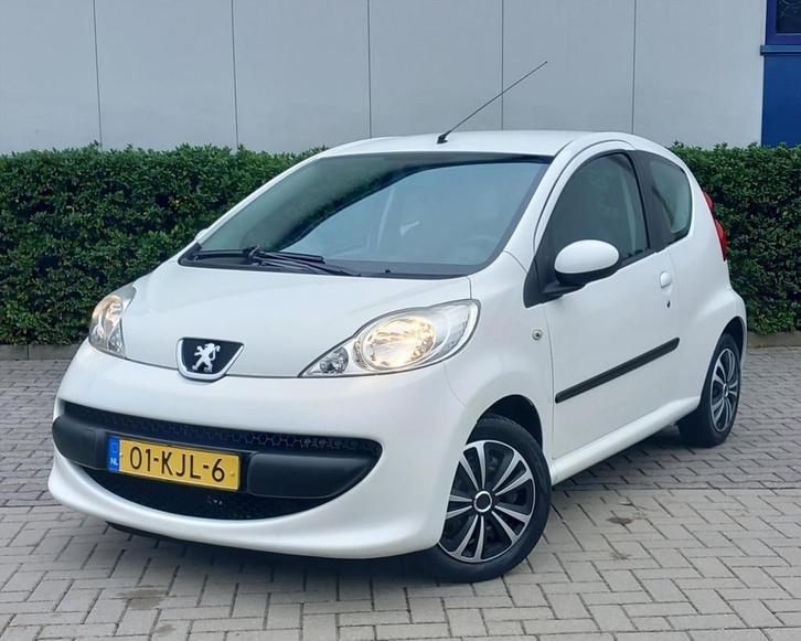 PEUGEOT 107 1.0 12V 68PK 3D XR, Auto's, Peugeot, Bedrijf, Te koop, ABS, Airbags, Centrale vergrendeling, Radio, Benzine, Euro 4