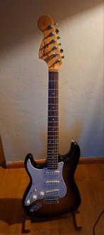 Squier stratocaster LH, Ophalen of Verzenden, Zo goed als nieuw, Solid body, Fender
