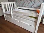 Peuterbed (massief hout) met opberglades, Ophalen, Gebruikt, 70 tot 85 cm, Lattenbodem
