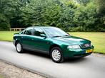 Audi A4 1.6 limousine | Trekhaak | Super netjes!, 1145 kg, 4 cilinders, Handgeschakeld, Sedan